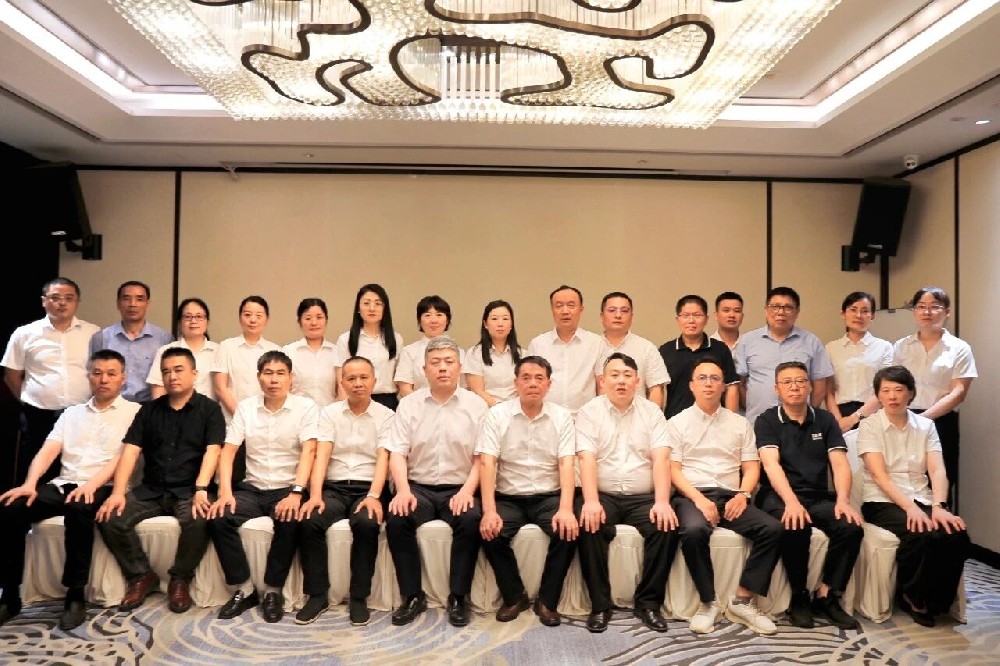 乘风破浪 向新而行｜悟空中文官网入口_悟空（中国）
集团2026年半年度会议圆满召开
